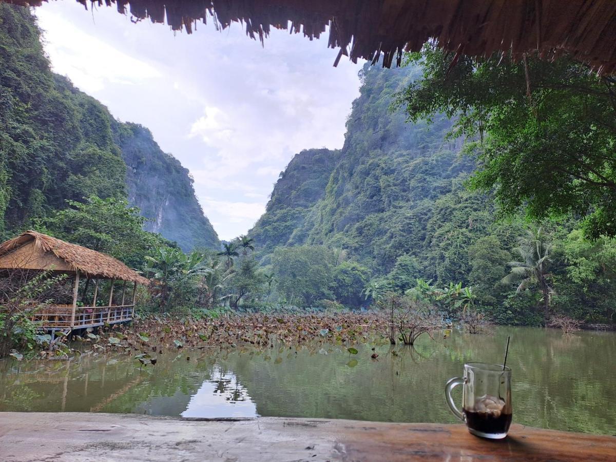 Thung Sen Tam Coc Chalets นิญบิ่ญ ภายนอก รูปภาพ