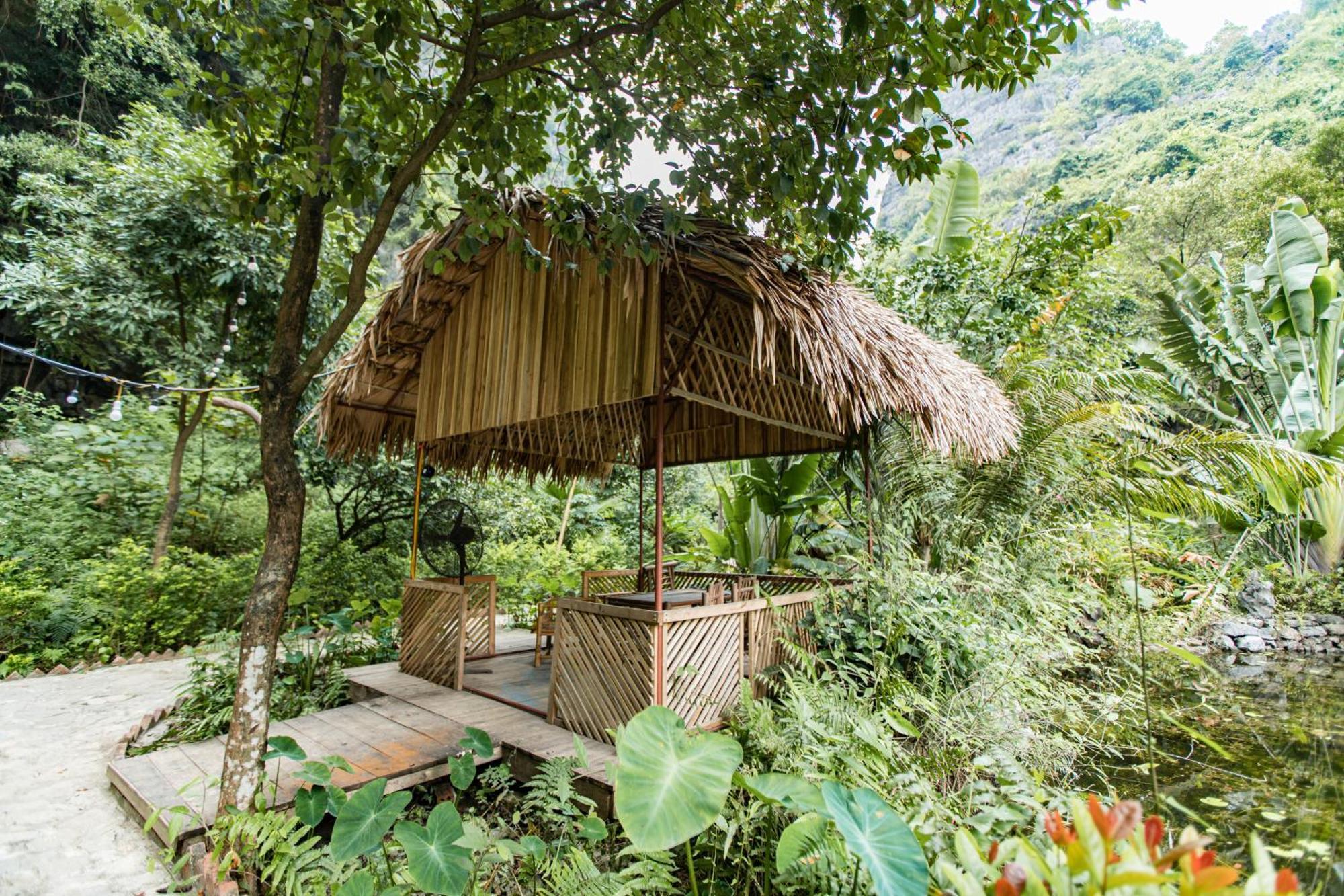 Thung Sen Tam Coc Chalets นิญบิ่ญ ภายนอก รูปภาพ