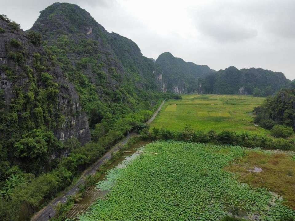 Thung Sen Tam Coc Chalets นิญบิ่ญ ภายนอก รูปภาพ